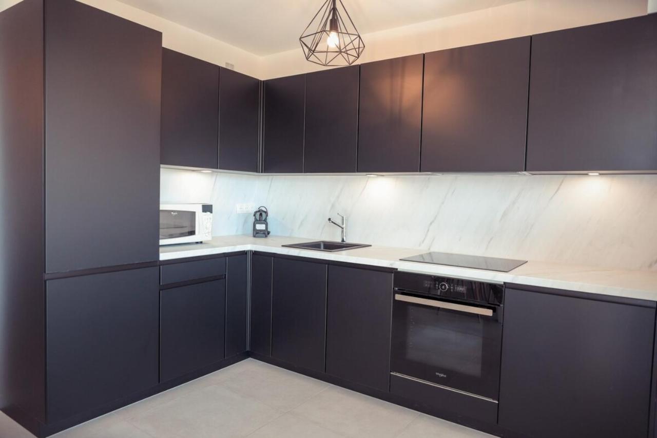 Chic Appart Du Port Frejus Luaran gambar